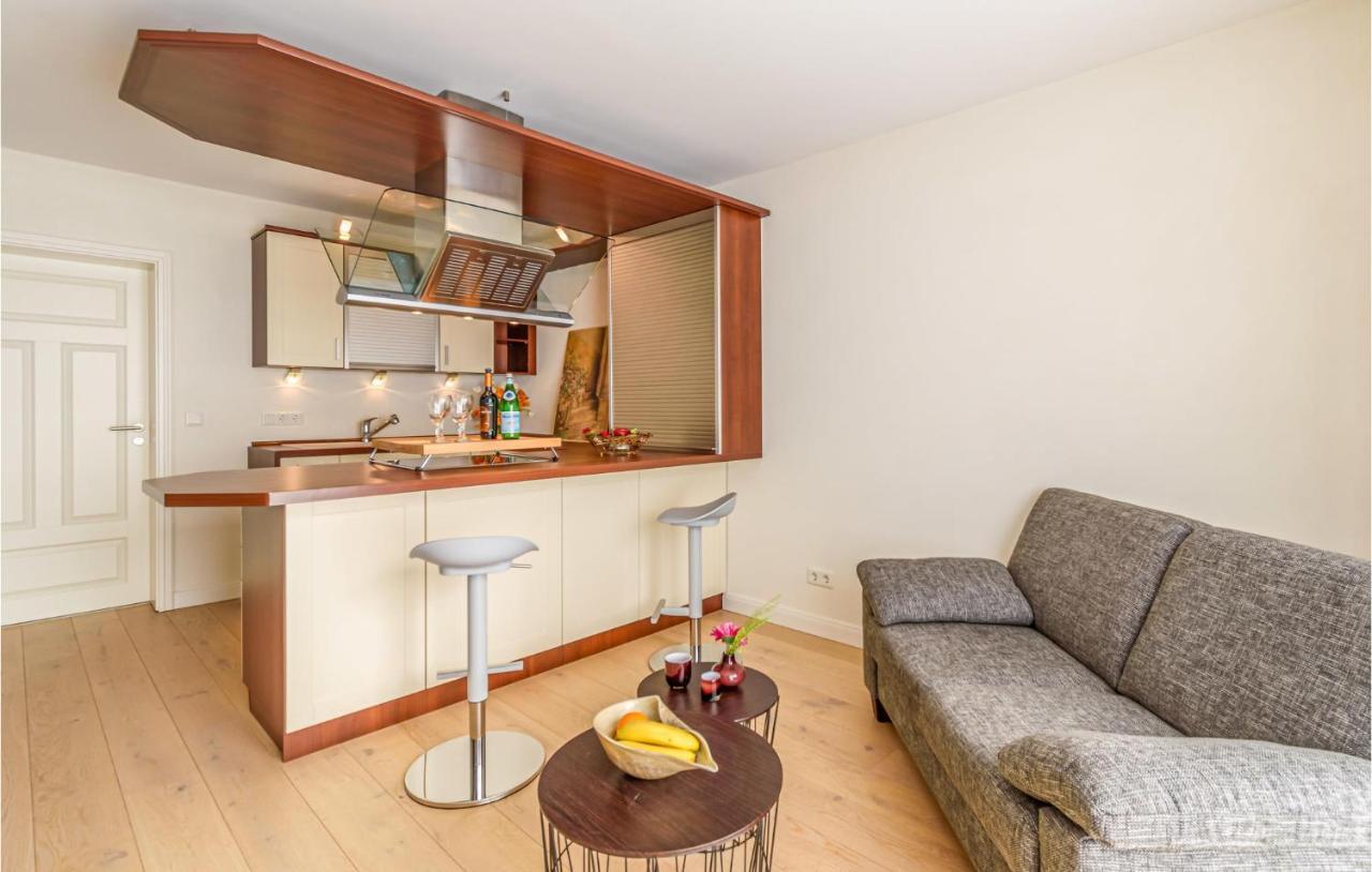 Amazing Apartment In Langenhorn With Kitchen Exterior foto